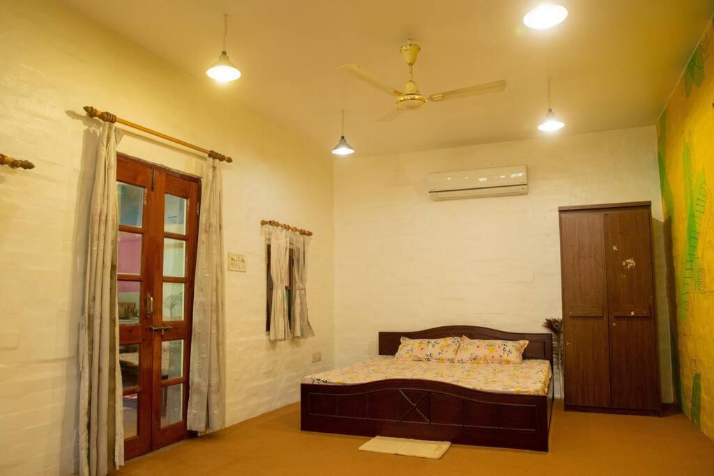 Hibiscus - Nature & Lush - A Luxury Holiday home Varanasi