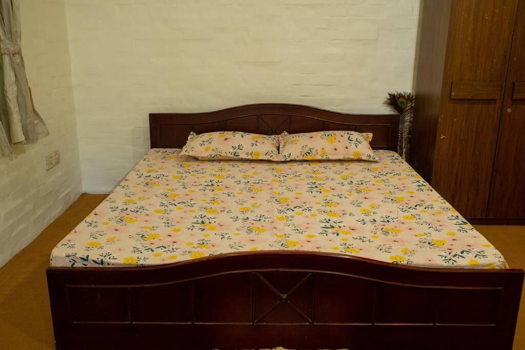 Hibiscus - Nature & Lush - A Luxury Holiday home Varanasi
